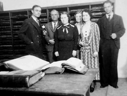 A picture from the distant past...