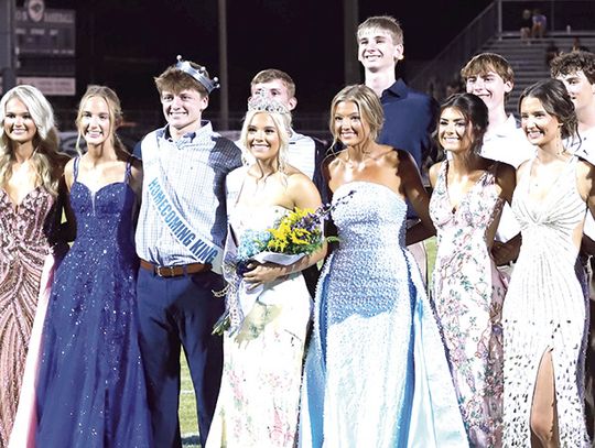 Anderson, Evans crowned at halftime