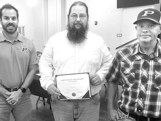 Bazemore is employee of month