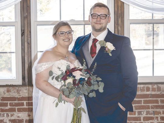 Brocks marry in ceremony at Eagle Station