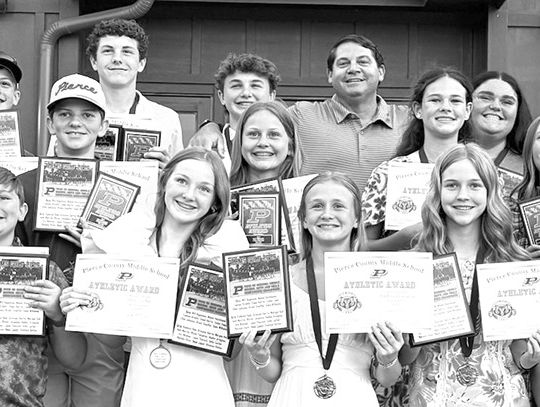 Conference champion golf teams honored