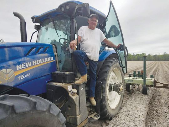 Crews readys dirt for 57th year