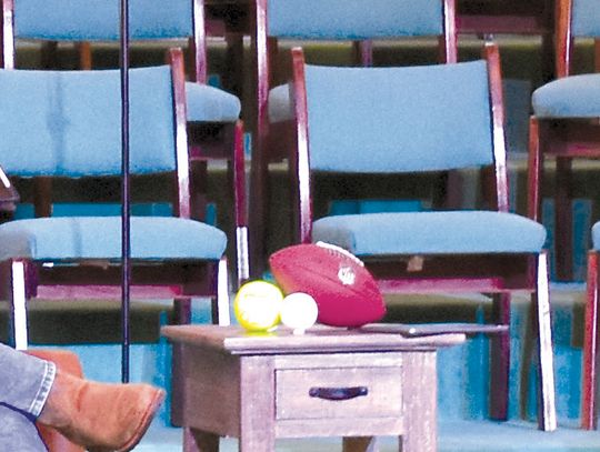FBC Fan Day hosts former NFL player David Andrews