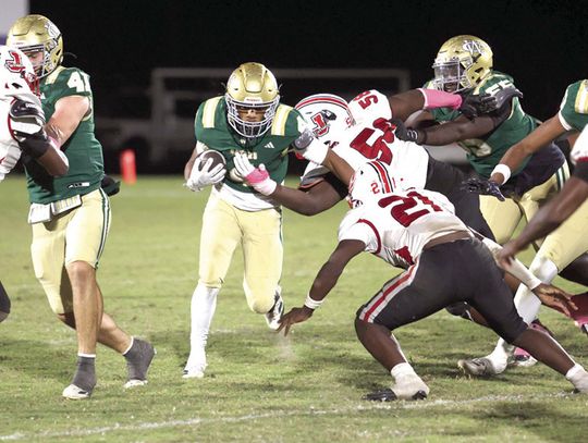 Gators blank Jenkins 17-0 on Senior Night