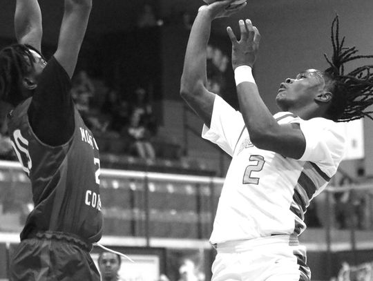 Lady Bears smother Montgomery Co.; Bears win in OT