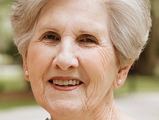Leslie Kay Cormier McClain