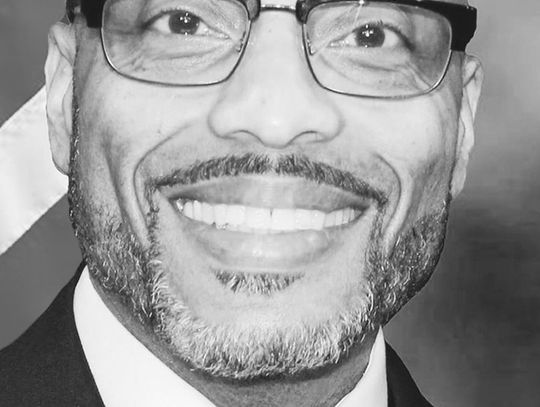 Mayor completes leadership forum