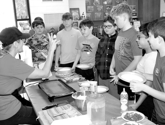 Midway fifth-graders cook up some breakfast science