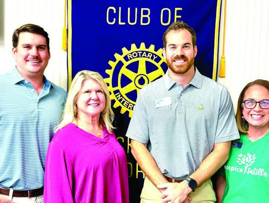 New IDBA director speaks to Rotary