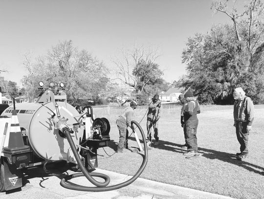 Public Works replaces curb