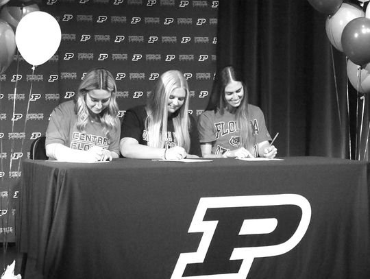 Softball trio Florida bound