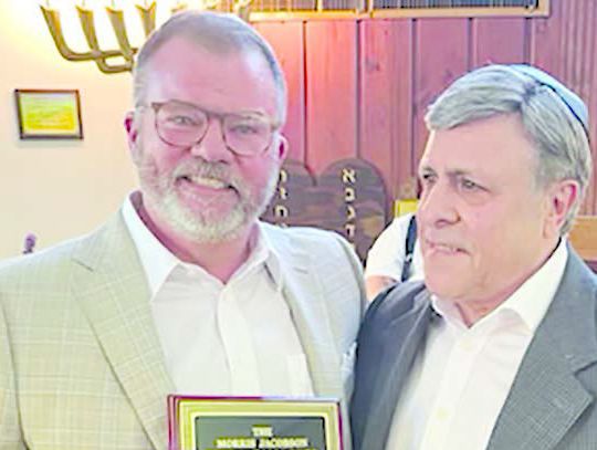 Thomas presented with ‘Morris Jacobson Award’