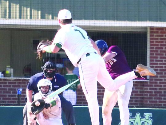 Ware County run-rules Phoenix twice in twinbill