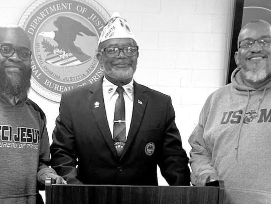 Washington addresses fellow veterans at FCI in Jesup