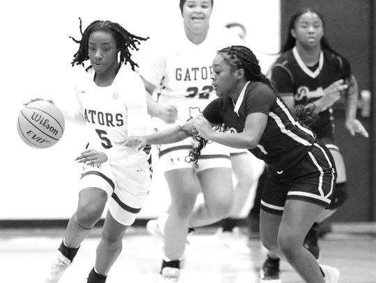 WCHS sweeps region twinbill