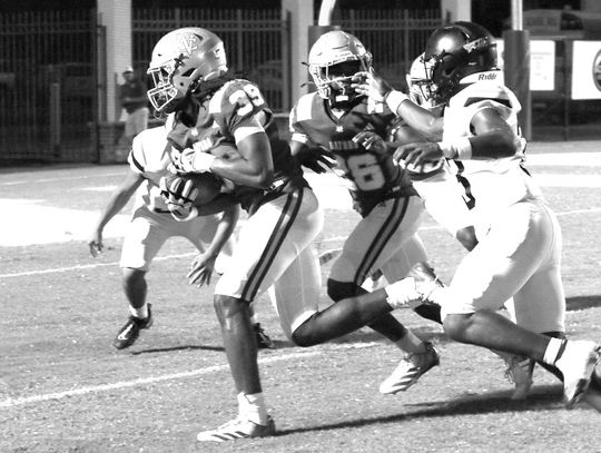WCHS takes out frustrations on Groves