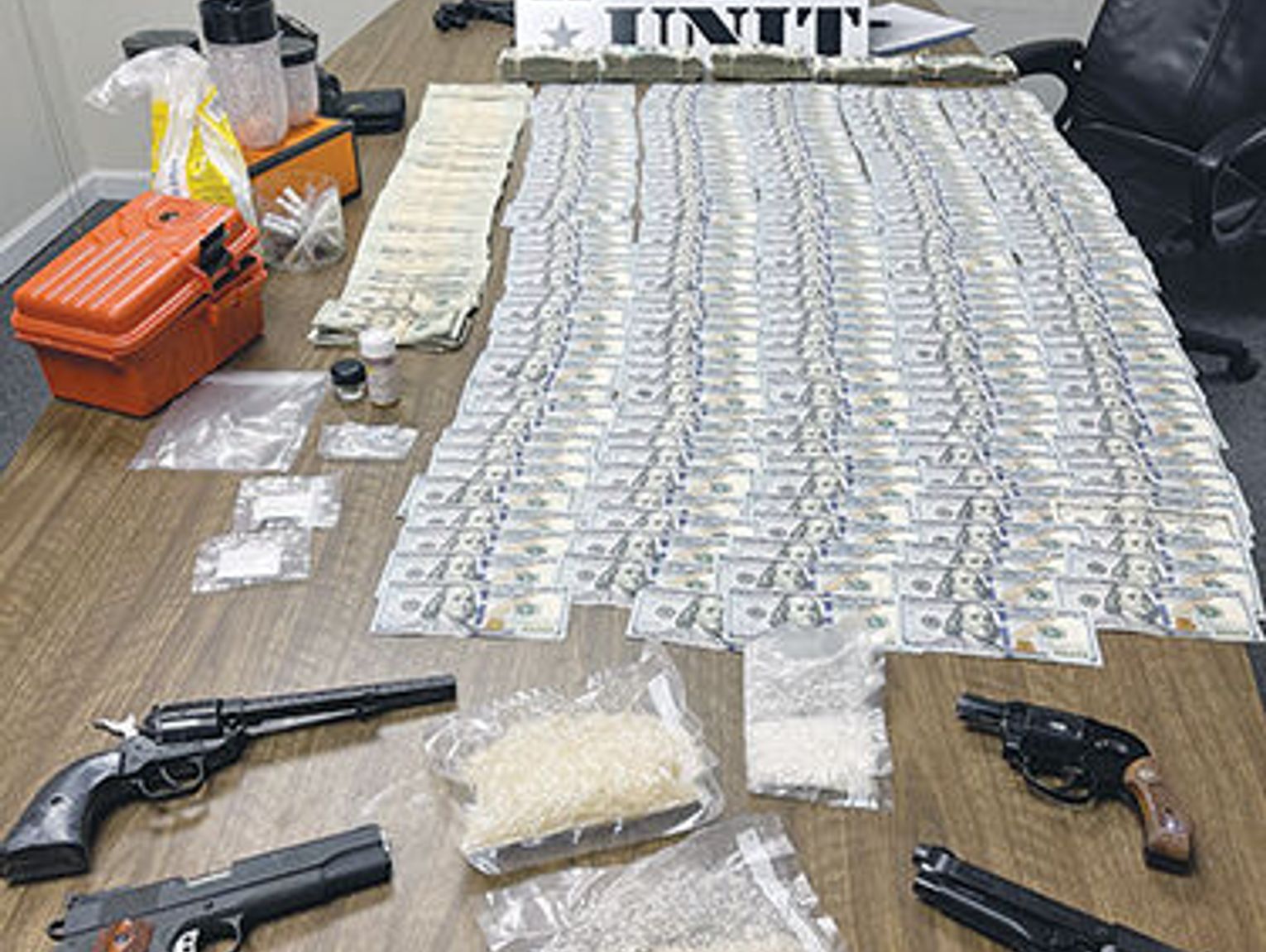 $35,000 in fentanyl, guns, cash seized in bust