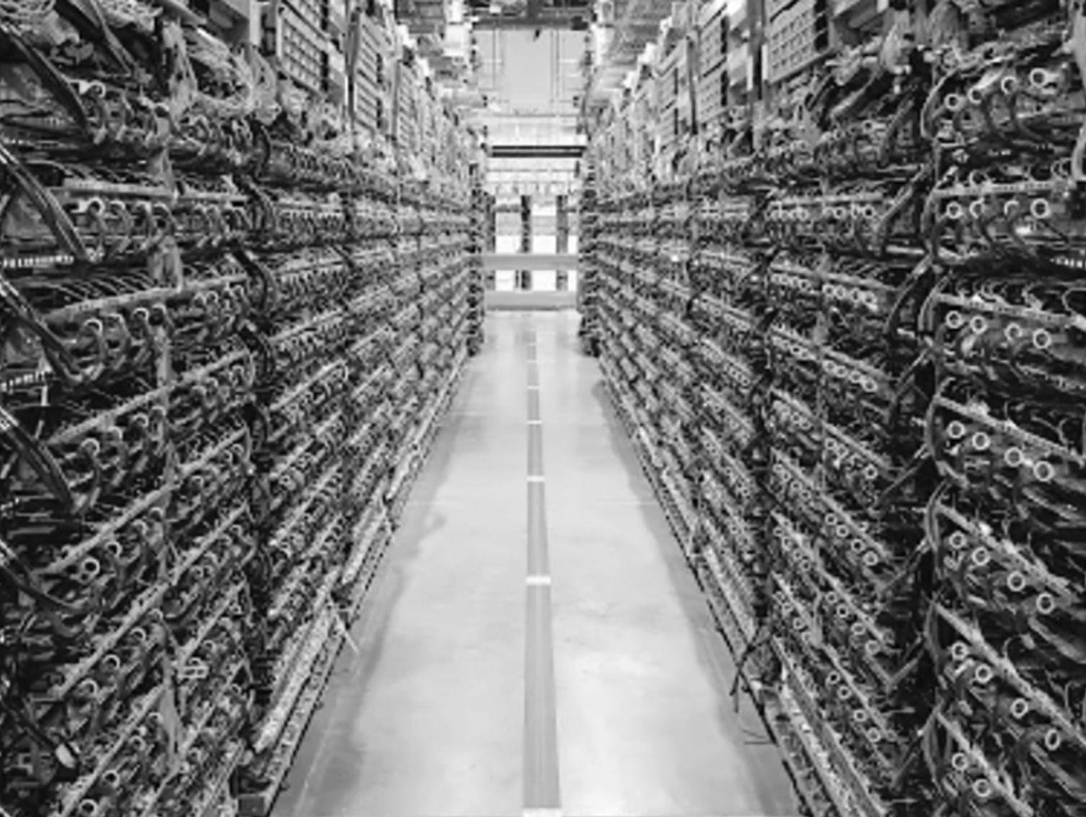 How much water does a data center need to operate?