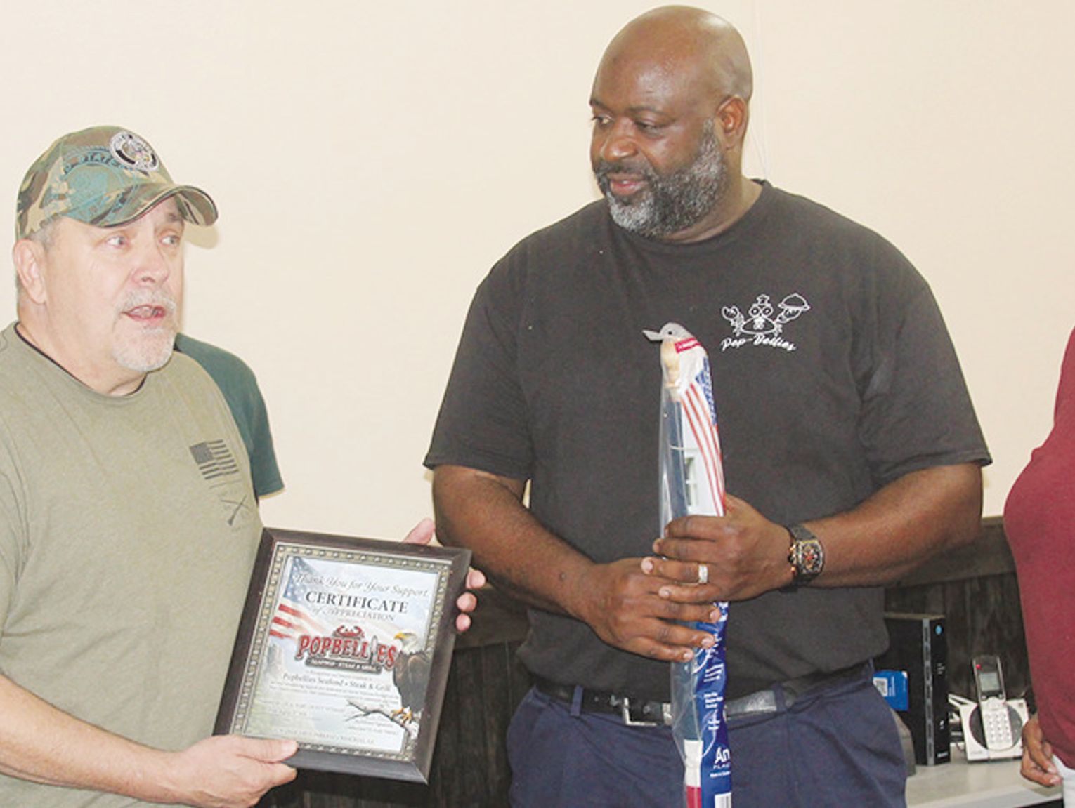 Vets salute city restaurant