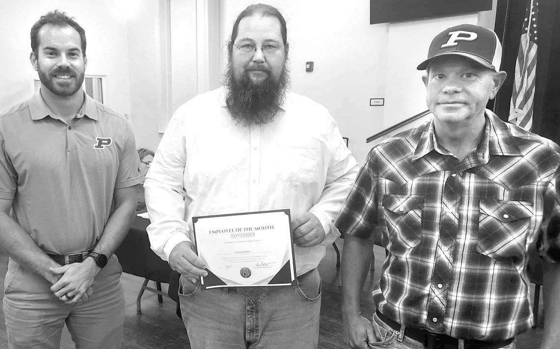 Bazemore is employee of month Bazemore is employee of month