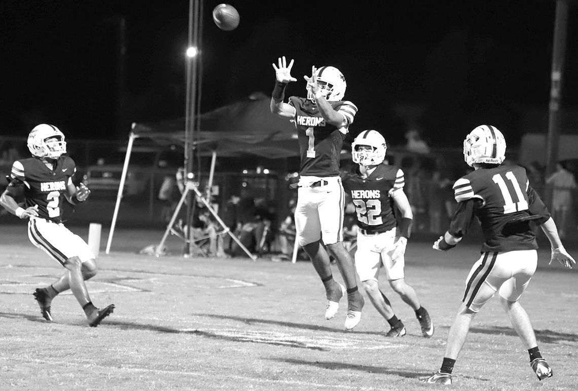 BCHS slips past Islands with late touchdown and PAT BCHS slips past Islands with late touchdown and PAT