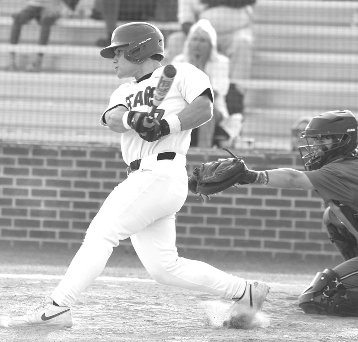 Bears finish 12-0 in region going perfect for first time since 2015 with 9-2 victory