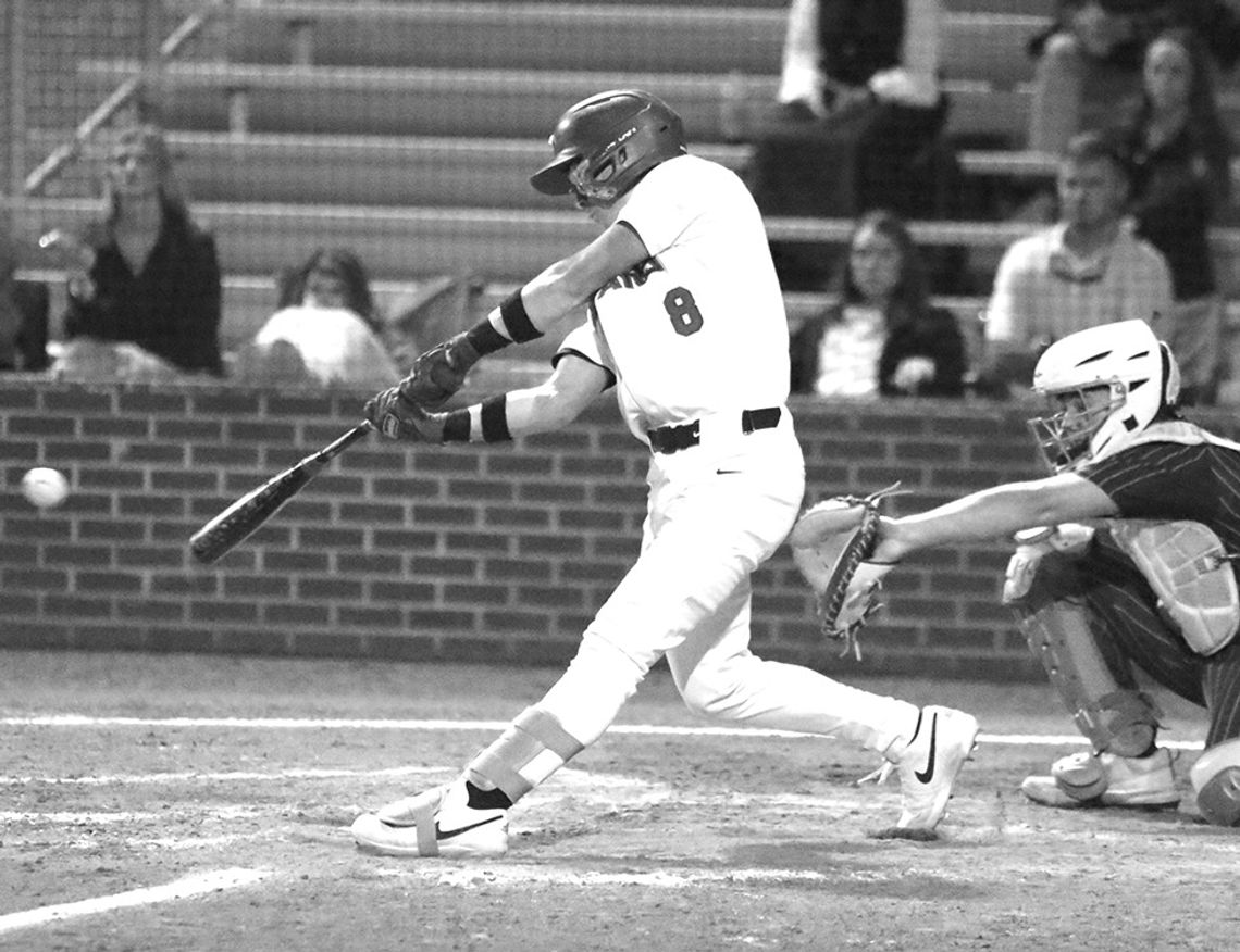 Bears score in every inning to beat BCHS in series opener Bears score in every inning to beat BCHS in series opener