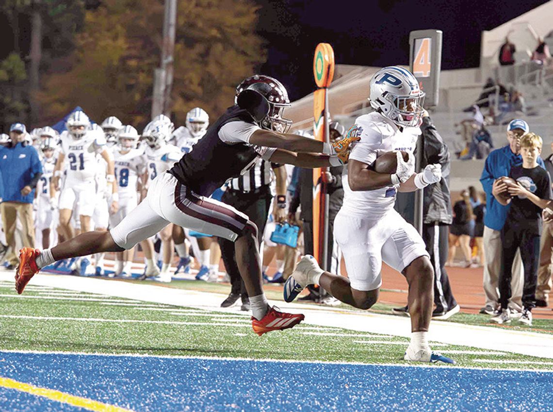 Carver-Atlanta ousts Bears