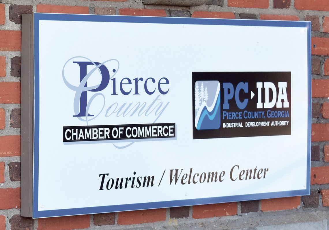 Chamber of Commerce board meeting reveals rift over promoting Ware County busineses Chamber of Commerce board meeting reveals rift over promoting Ware County busineses