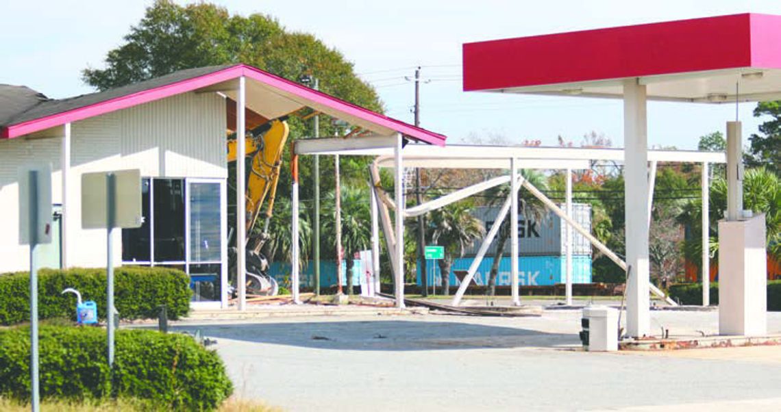 City fixture razed City fixture razed