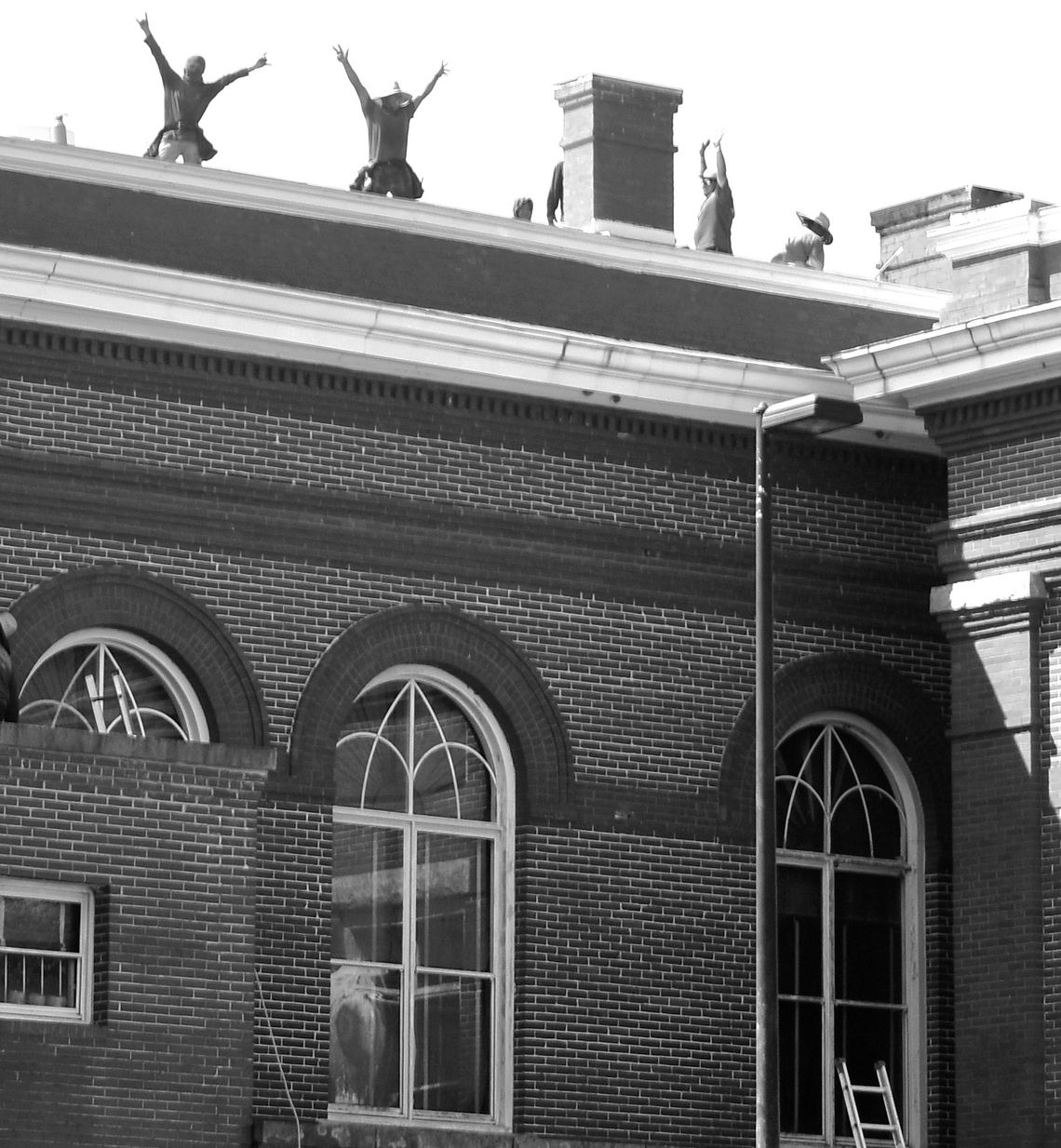 Courthouse gets new roof