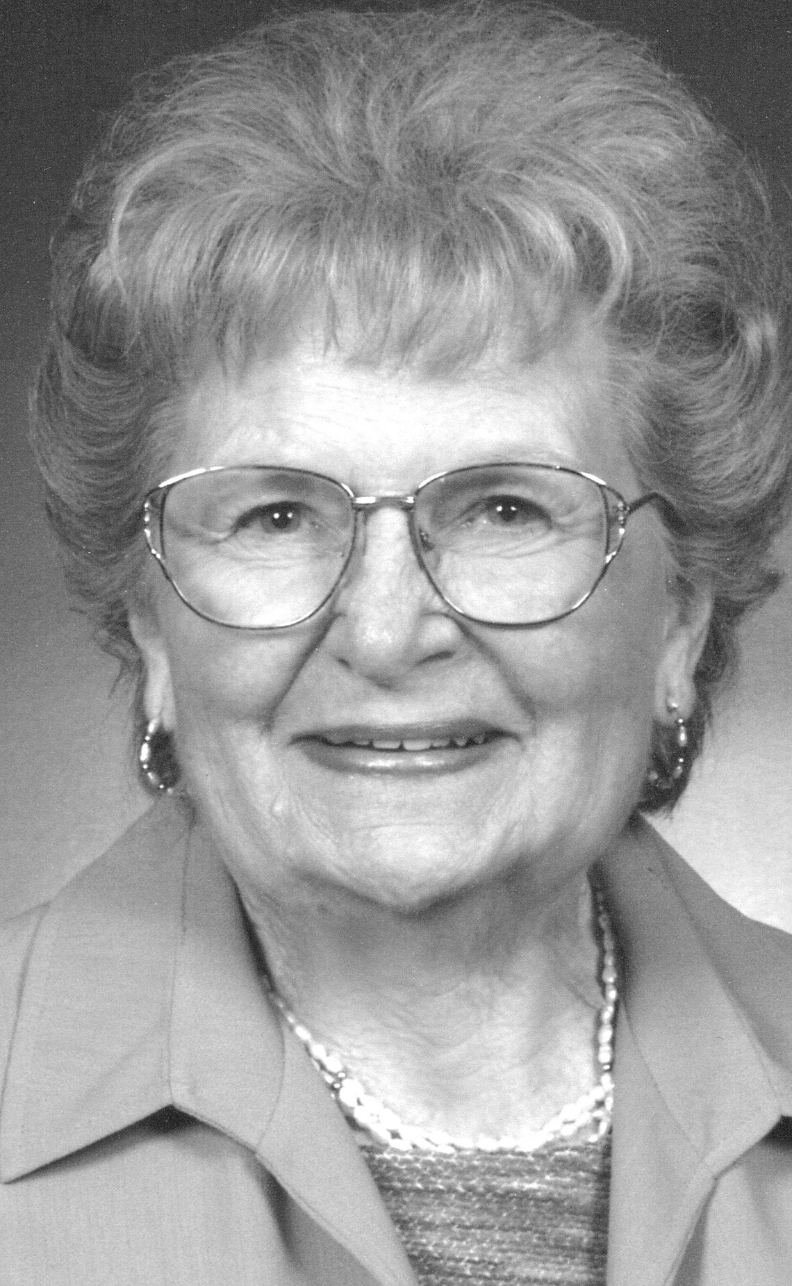 Evelyn Janell ‘Jenny’ Henderson Davis Evelyn Janell ‘Jenny’ Henderson Davis