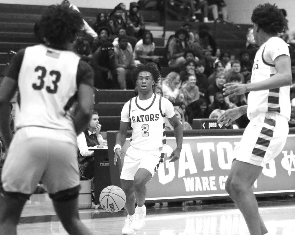 Gators capture first region title since 2001 Gators capture first region title since 2001