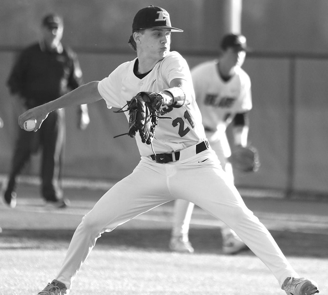 Johnson’s two-run single ignites 9-run third in Game 2 lifting Pierce