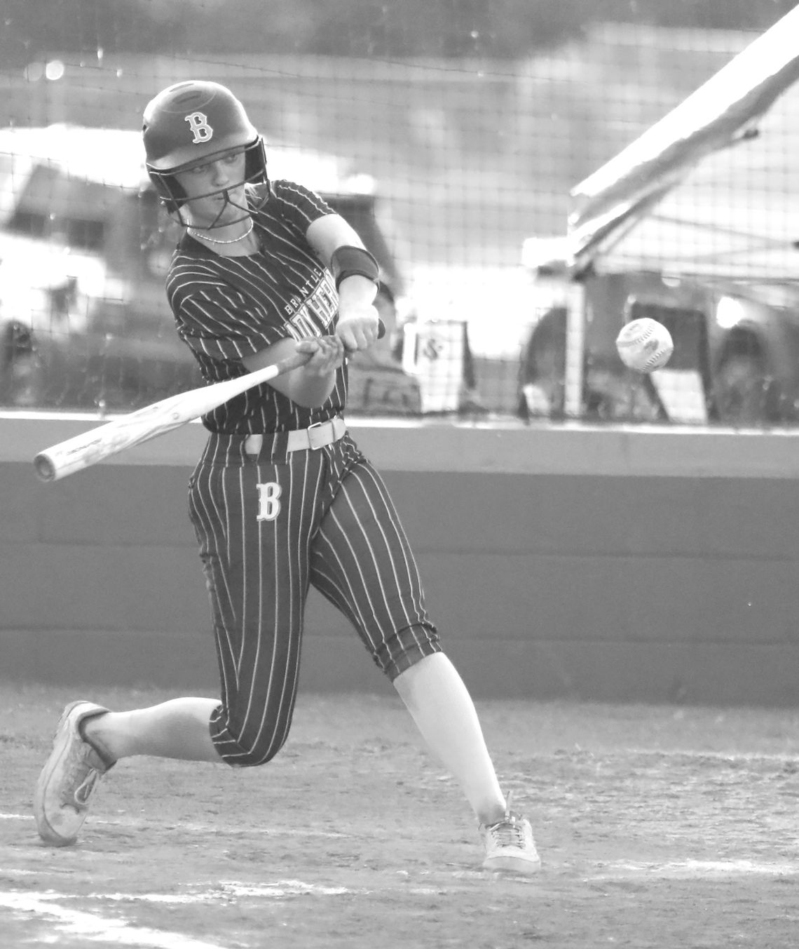 Lady Herons take region series against No. 3 Bacon