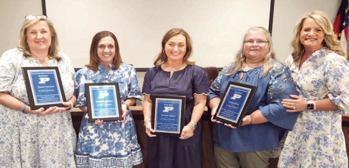 Midway retirees recognized