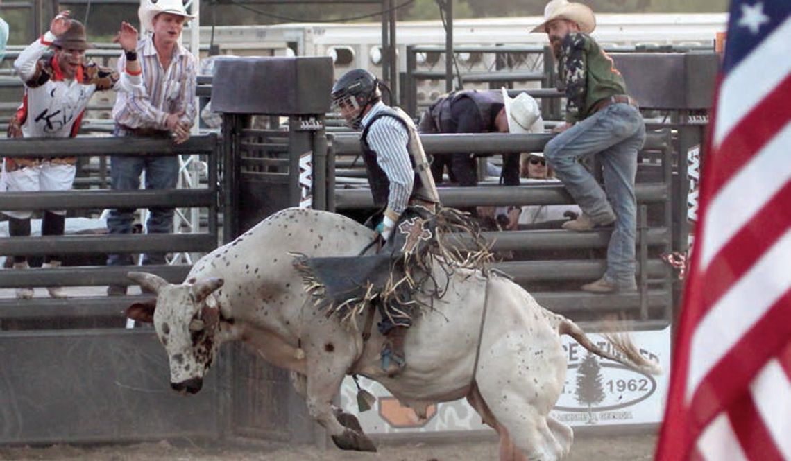 Mossy Pond’s ‘Showdown Rodeo’ draws huge crowds