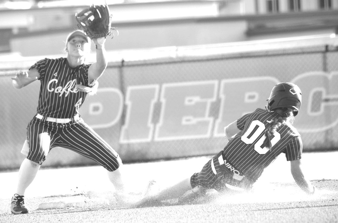 No. 7 PCHS splits four home softball games