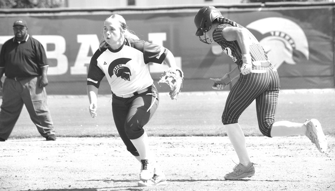 No. 9 Lady Bears fall 9-8 at Coffee