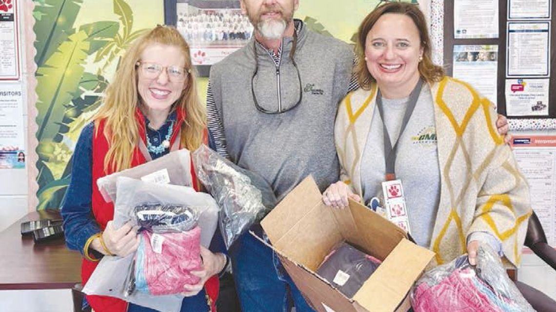 SA Recycling donates clothes, gift cards to Memorial Drive