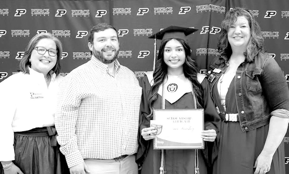 Sanchez receives Chamber scholarship