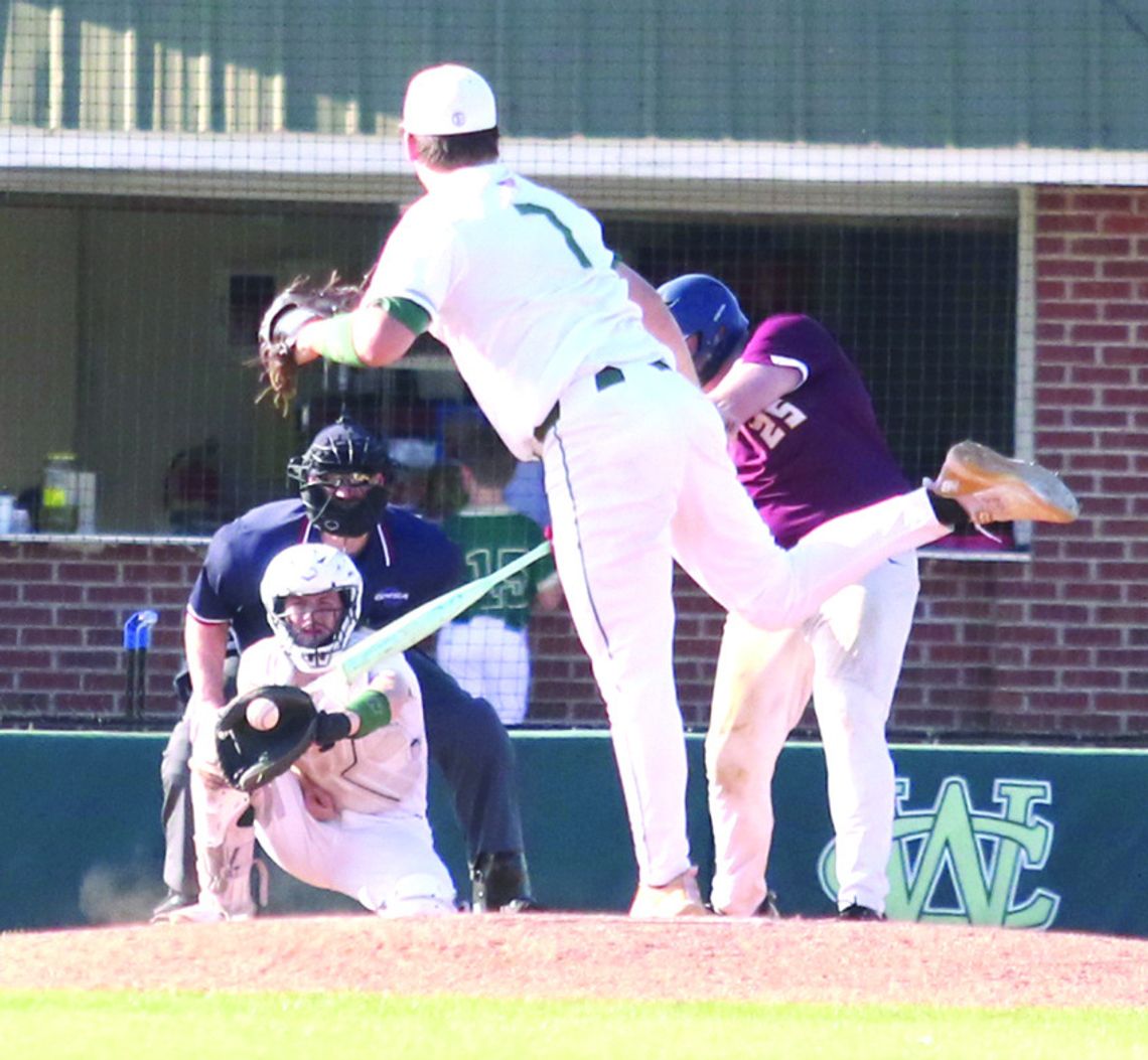 Ware County run-rules Phoenix twice in twinbill