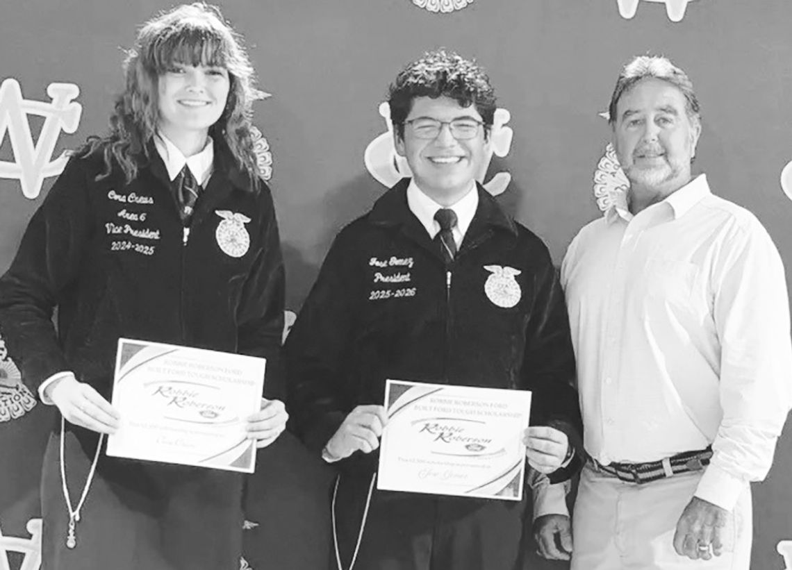 Ware FFA members Gomez, Crews earn Robbie Roberson Ford grants